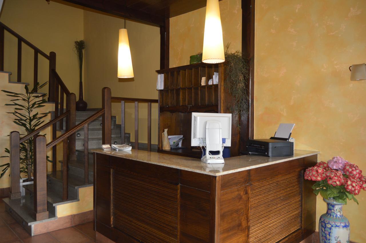 Hotel Restaurante Val Antas de Ulla المظهر الخارجي الصورة